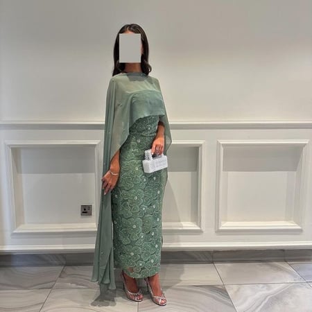 قماش: بشكل ورد على لولو+ الشال شيفون فيه لولو