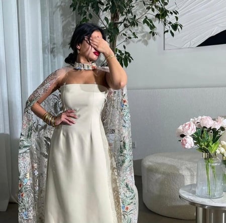 فستان تفته ناعم على بشت اصلي مشجر جمال الون غير طبيعي