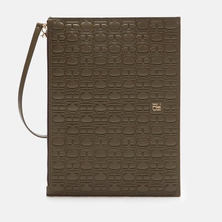 باوتش كارولينا هيريرا