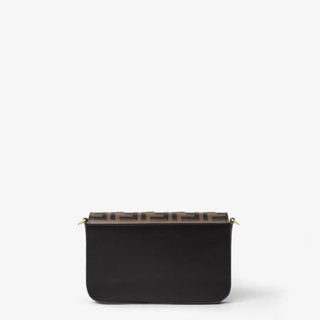 شنطة فندي fendi