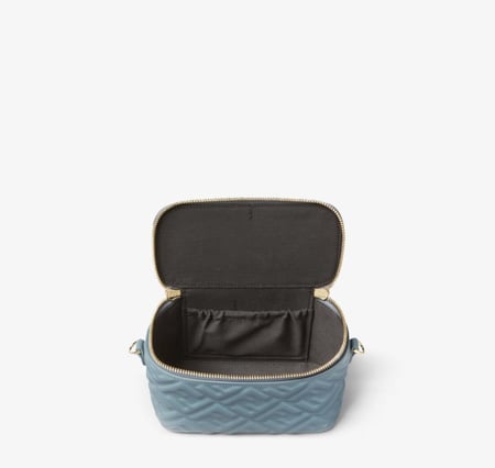 شنطة فندي fendi/فانيتي