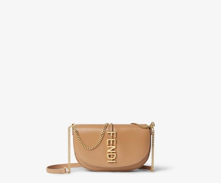 شنطة فندي fendi