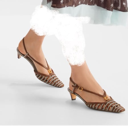 كعب فندي fendi