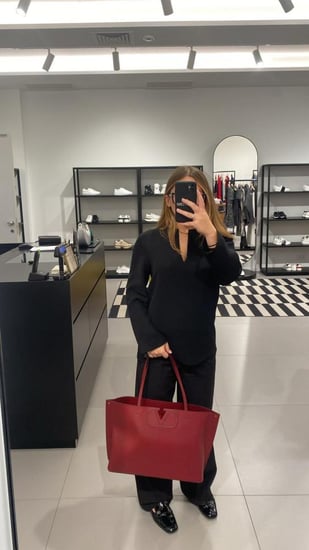 شنطة فالنتينو غارافاني/مقاس كبير-لون احمر