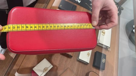 شنطة فالنتينو غارافاني