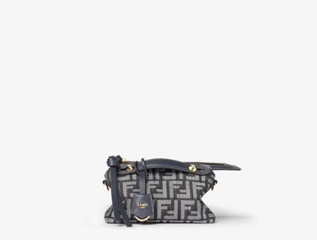 شنطة فندي fendi/مقاس ميني