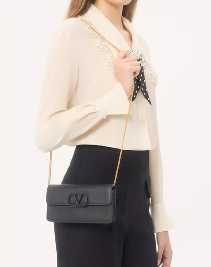 شنطة فالنتينو غارافاني