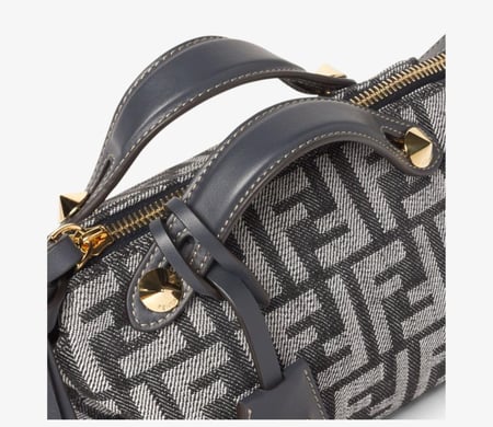 شنطة فندي fendi/مقاس ميني