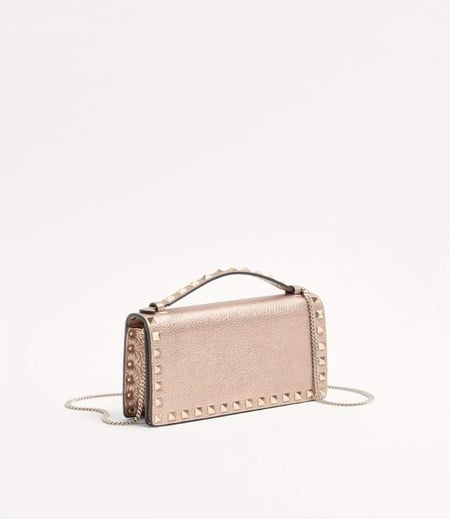 شنطة فالنتينو غارافاني