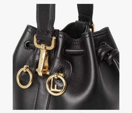 شنطة فندي fendi/مون تريزور