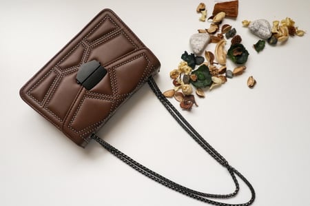 حقيبة مستطيلة