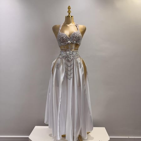 بدلة فخمة للرقص الشرقي