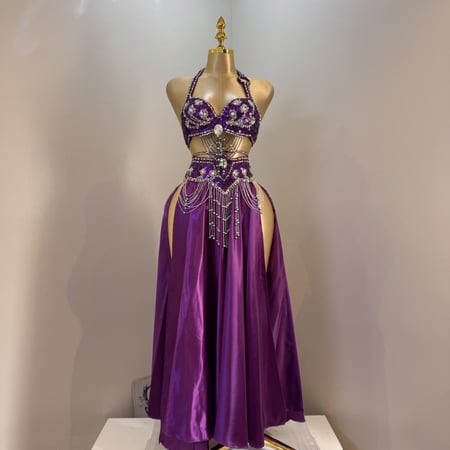 بدلة فخمة للرقص الشرقي