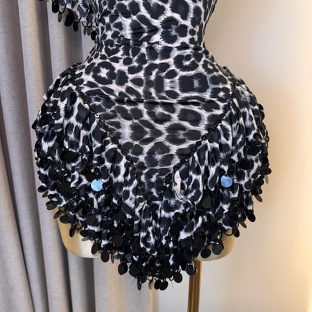 بدلة رقص تايقر اسكندراني نسائي