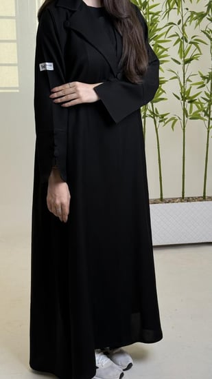 عباية جنى اسود