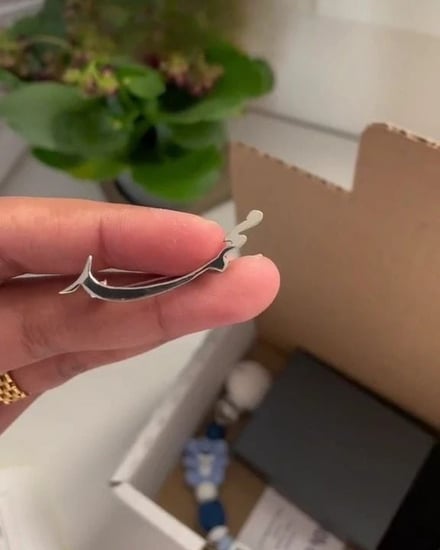 بروشات اطفال اولاد  - بروشات مواليد بالاسم - بروش بالاسم للاطفال مطلي