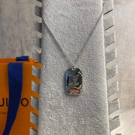 سلسال Dog Tag من لويس فيتون