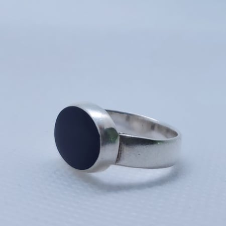 خاتم فضه ملكي بيضاوي