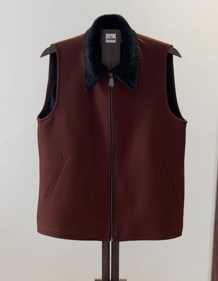 سديري بني قلابي من داخل فرو "جوخ"