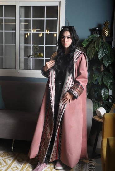 عباية شتوية شمواه بتطريز سدو دبل فيس