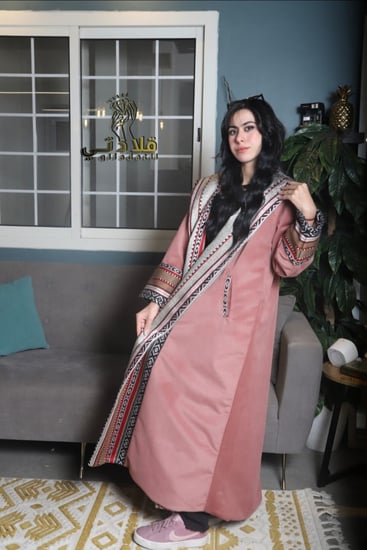 عباية شتوية شمواه بتطريز سدو دبل فيس