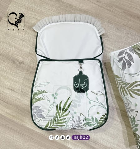 مدسات مواليد مع تطريز الاسم اخضر و عشبي