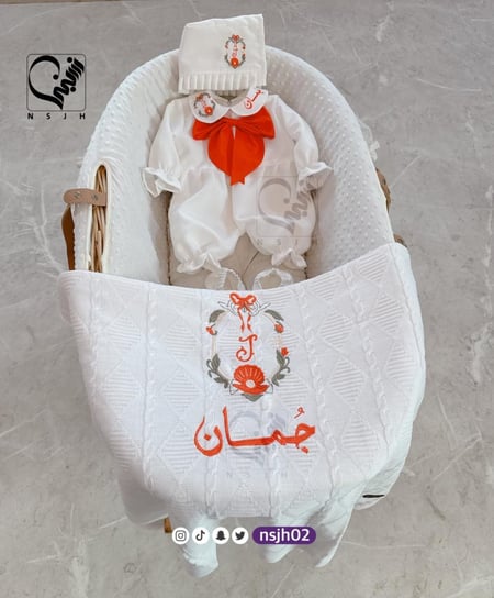 لبس مولوده و بطانية سرير تطريز