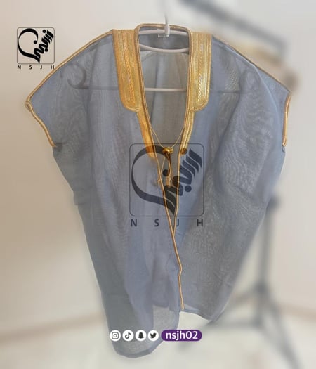 بشت مواليد اطفال رمادي