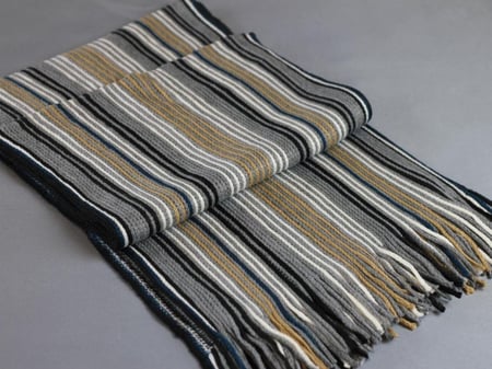 شال رجالي من اشبيل