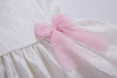 فستان أبيض مع وردي - طوق