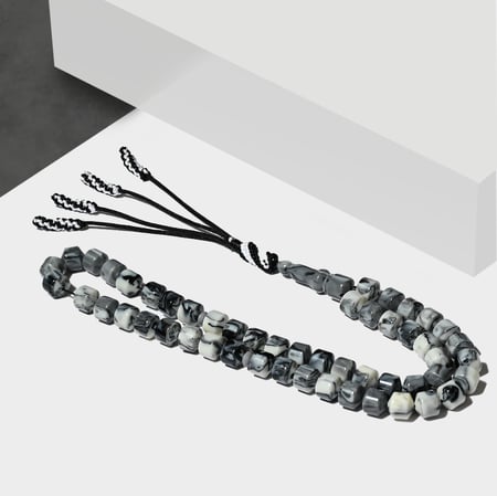 مسباح بكلايت رمادي معرق مع خيوط يدوي تفصيل ( قصة تفاحي )