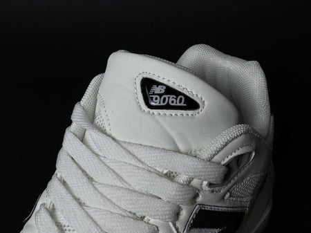 نيوبالانس 9060 أبيض ( NB w )