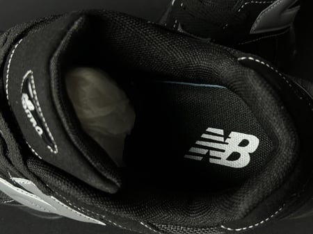 نيوبالانس 9060 أسود ( NB b )