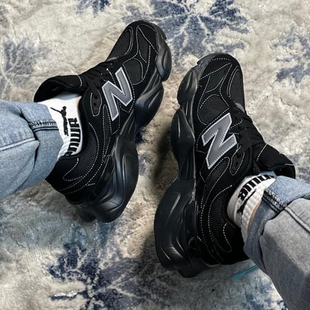 نيوبالانس 9060 أسود ( NB b )