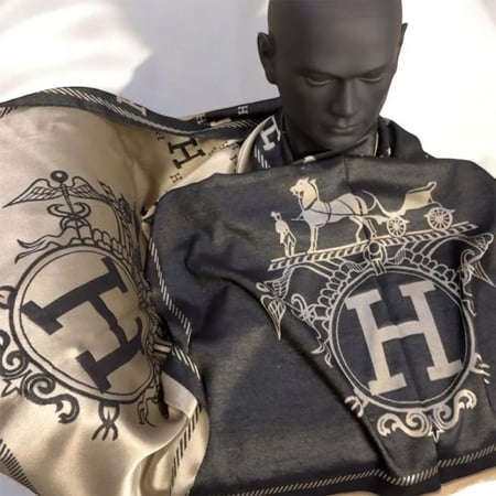 سكارف هيرمز للجنسين