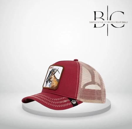 كاب عودي و بيج بطبعة في المنتصف