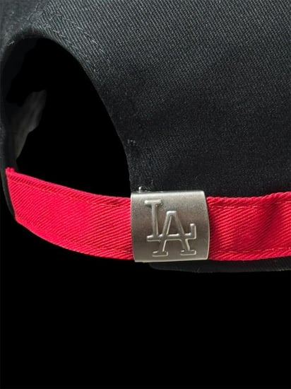 كاب LA بتطريز 3D