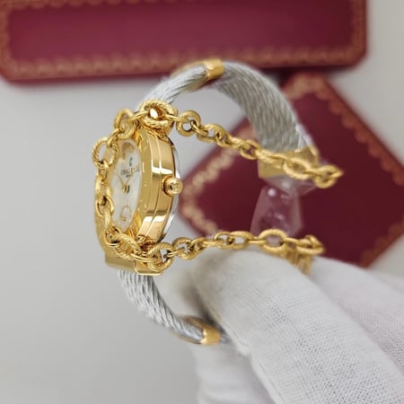 ساعة شاريول النسائية