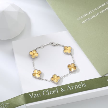 اسوارة فان كليف Silver&Gold