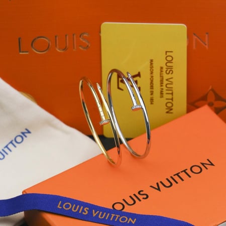 اسوارة كارتييه جوست آن كلو النحيفة