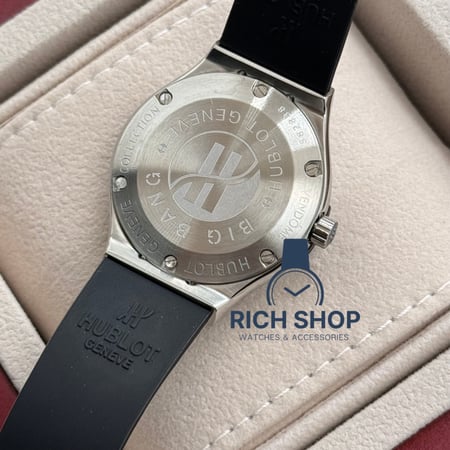 ساعة هوبلت النسائية