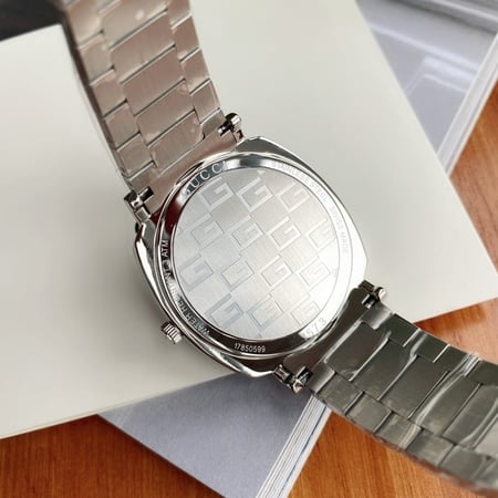 ساعة قوتشي طبلون