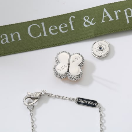 طقم فان كليف الحصري سلسال + حلق