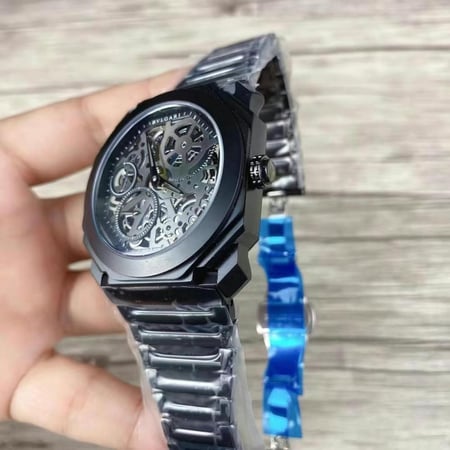 ساعة بولغاري أوكتو فينيسيمو