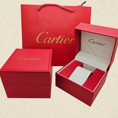 ساعة كارتير تانك موست الشهيرة