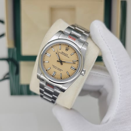 ساعة رولكس اويستر بربتشوال الجديدة