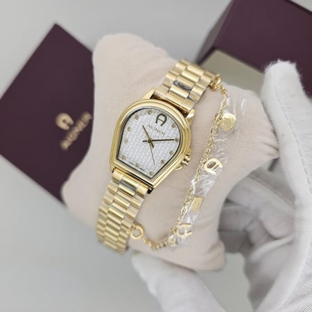 ساعة اقنر فاشن النسائية