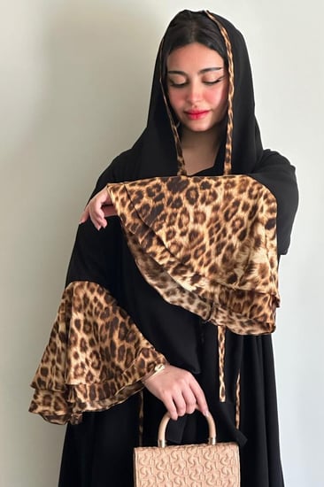 عباية كلوش سادة