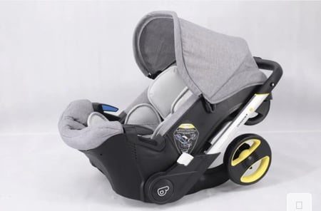 عربيه أطفال وكرسي سياره 4في1