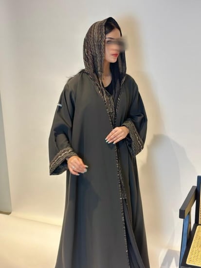 N42 - عباية نص كلوش (كشمير درجات الزيتي)